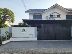 Satu Retreat Johor Bahru Homestay